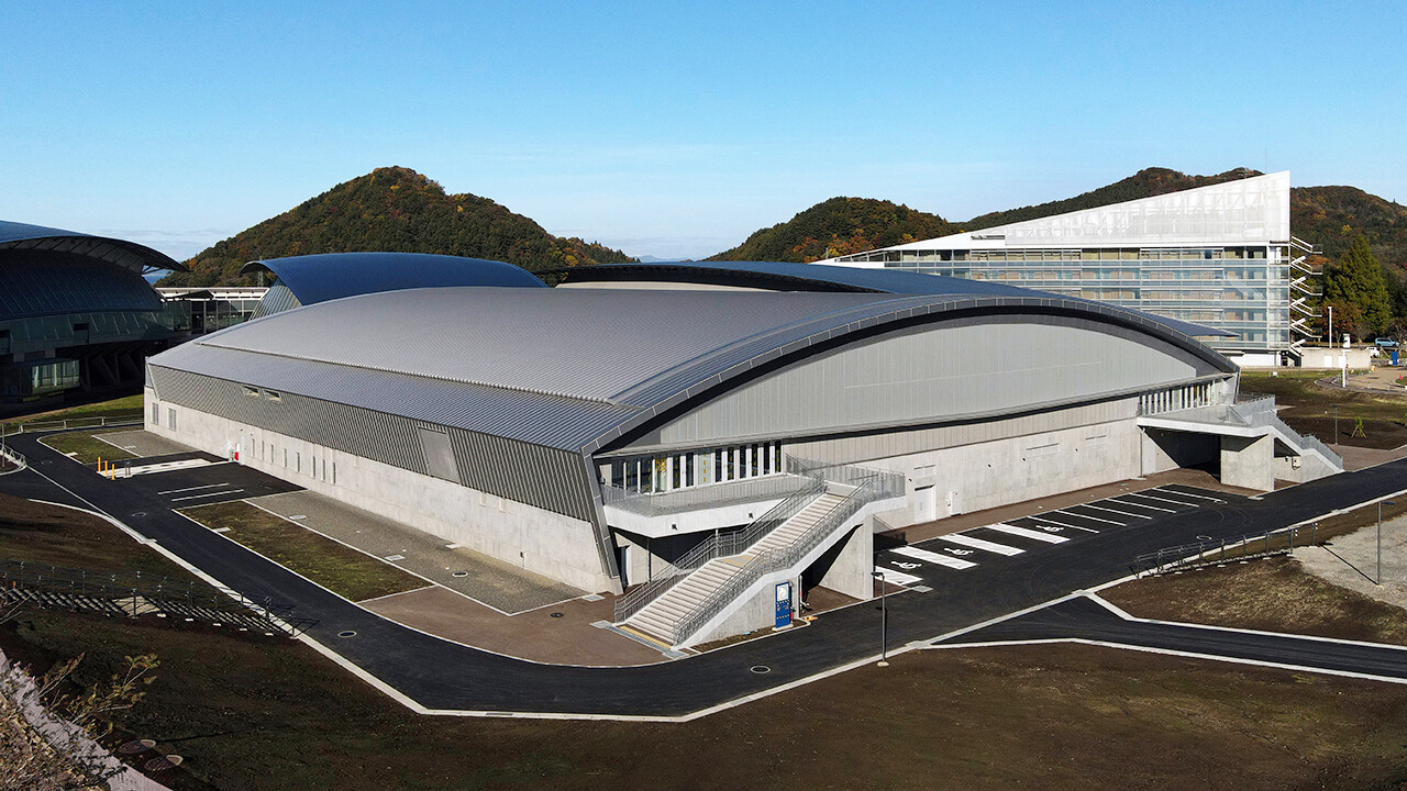 新青森県総合運動公園マエダアリーナ 50mプール